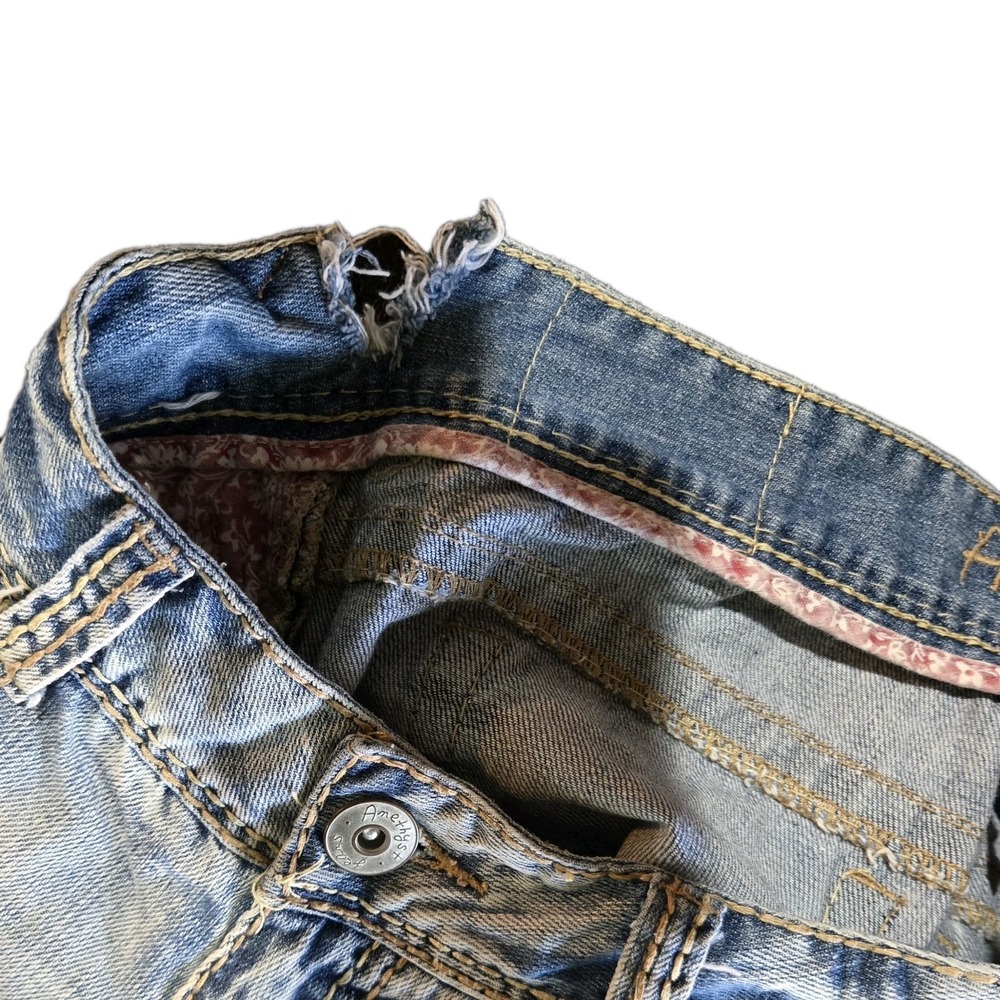 Y2K Amethyst Cutoff Denim Shorts Low Rise Distressed Light Wash Women's Size 5 - Picture 4 of 6